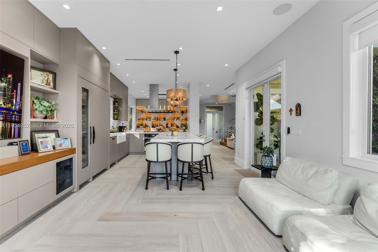 4819 University Dr Coral Gables, FL 33146