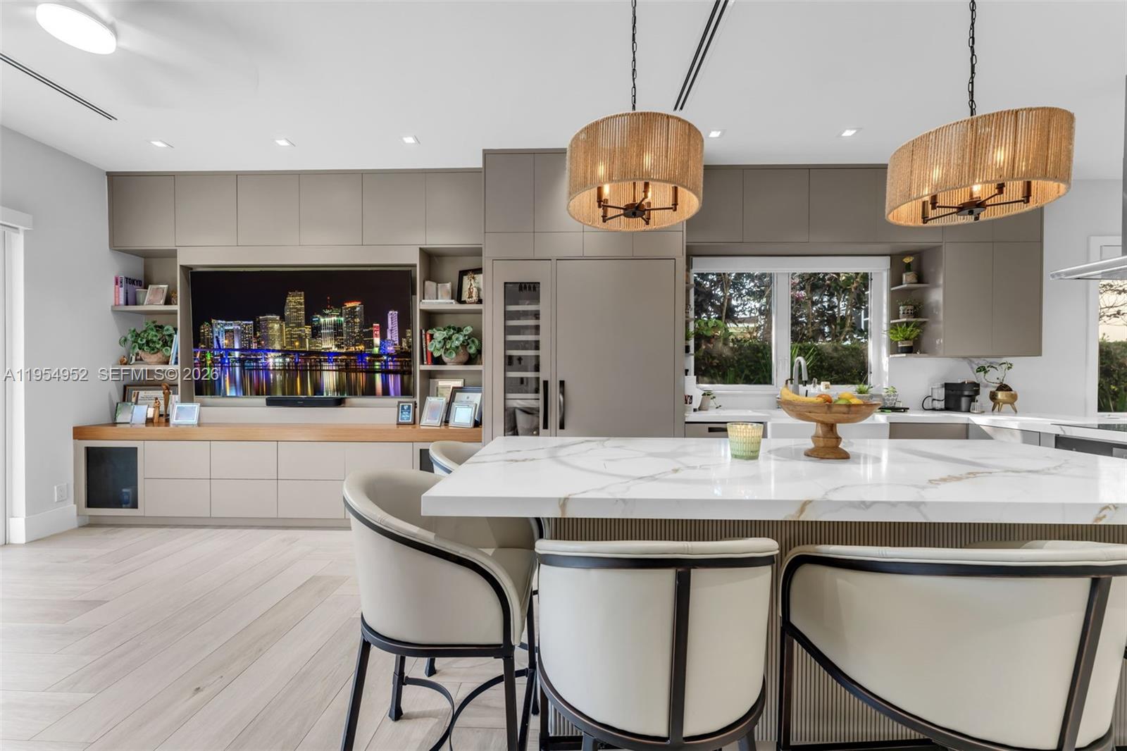 4819 University Dr Coral Gables, FL 33146