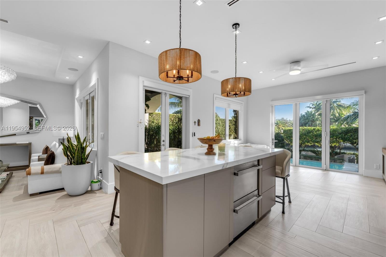 4819 University Dr Coral Gables, FL 33146