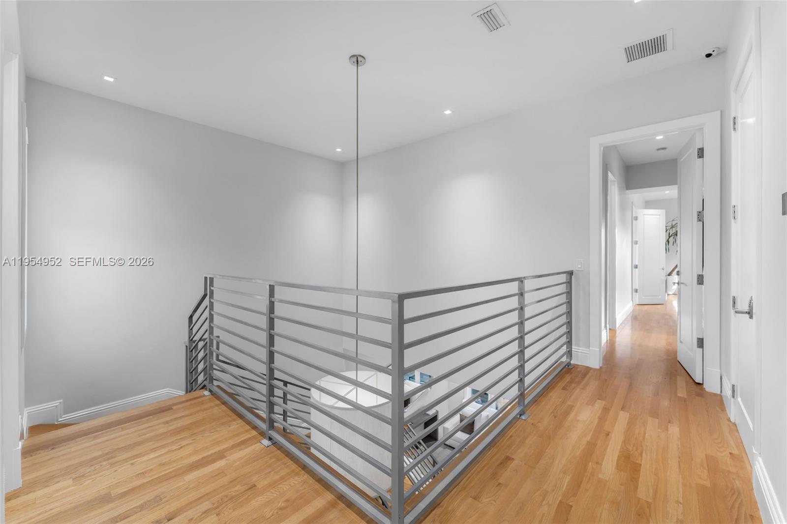 4819 University Dr Coral Gables, FL 33146