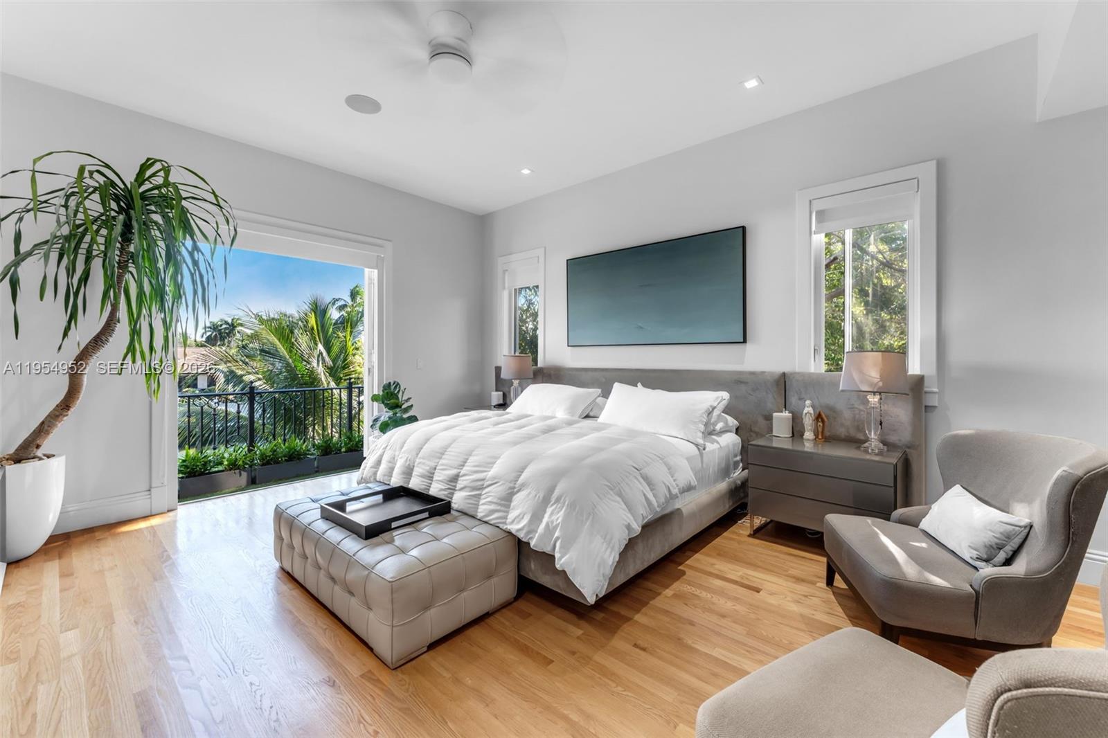 4819 University Dr Coral Gables, FL 33146