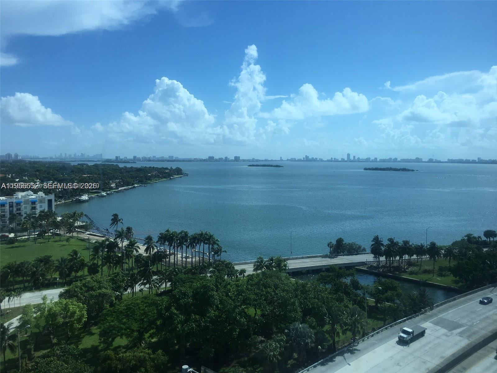 image Blue on the Bay5