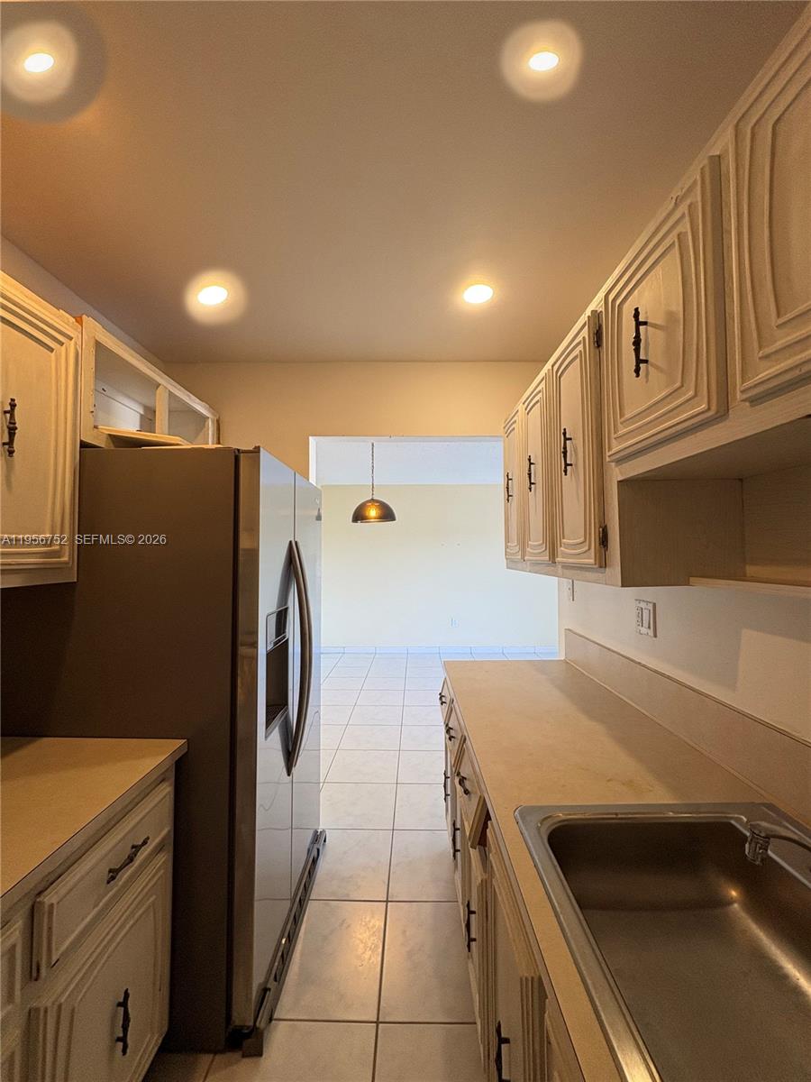 8950 NE 8th Ave #312 Miami, FL 33138