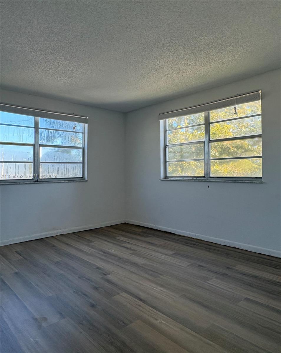 8950 NE 8th Ave #312 Miami, FL 33138