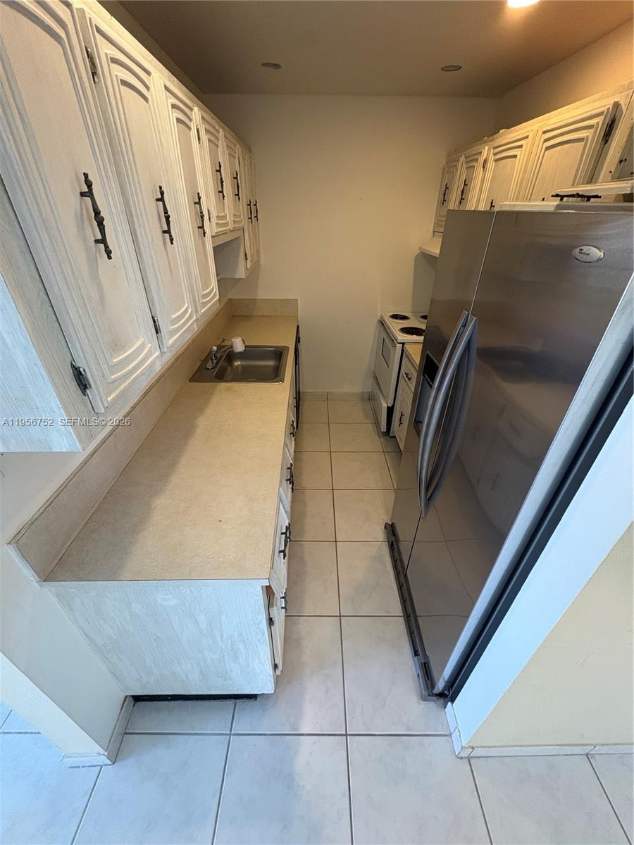 8950 NE 8th Ave #312 Miami, FL 33138