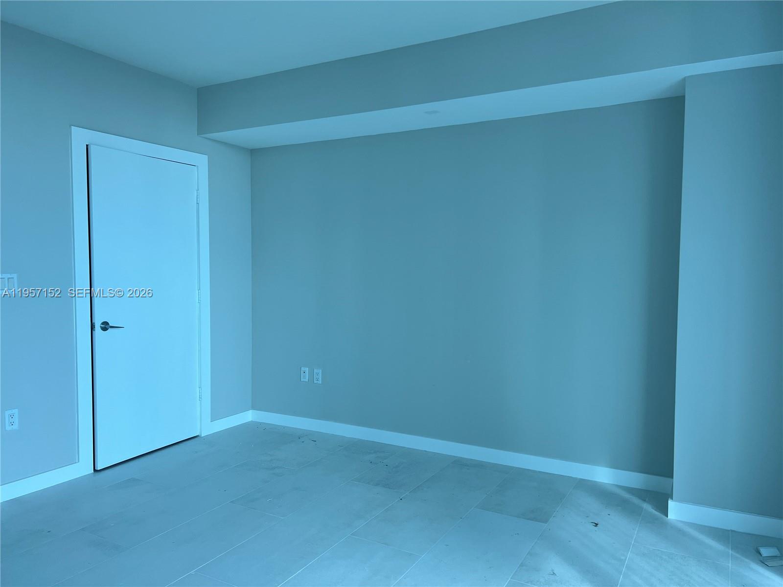 image 500 Brickell East11