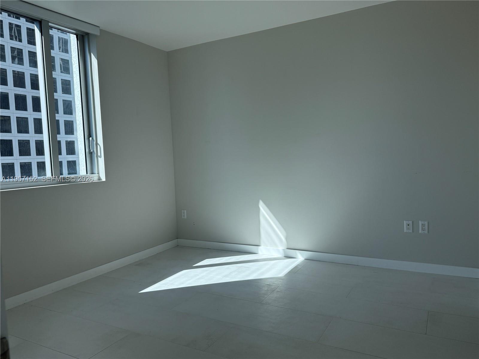 image 500 Brickell East15