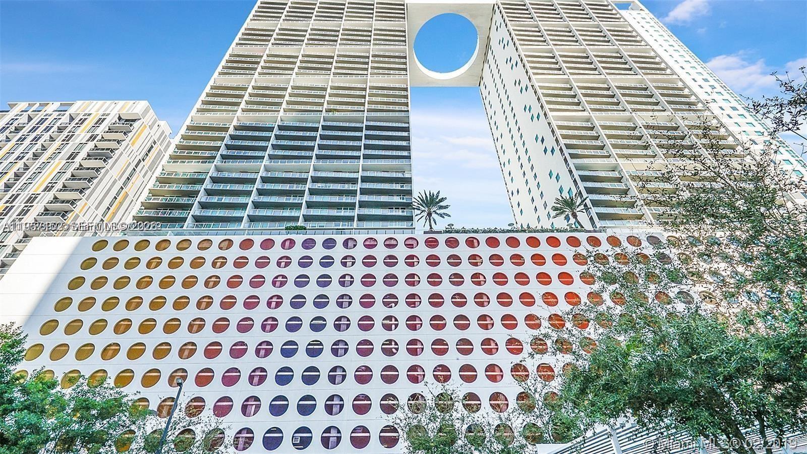 image 500 Brickell East32