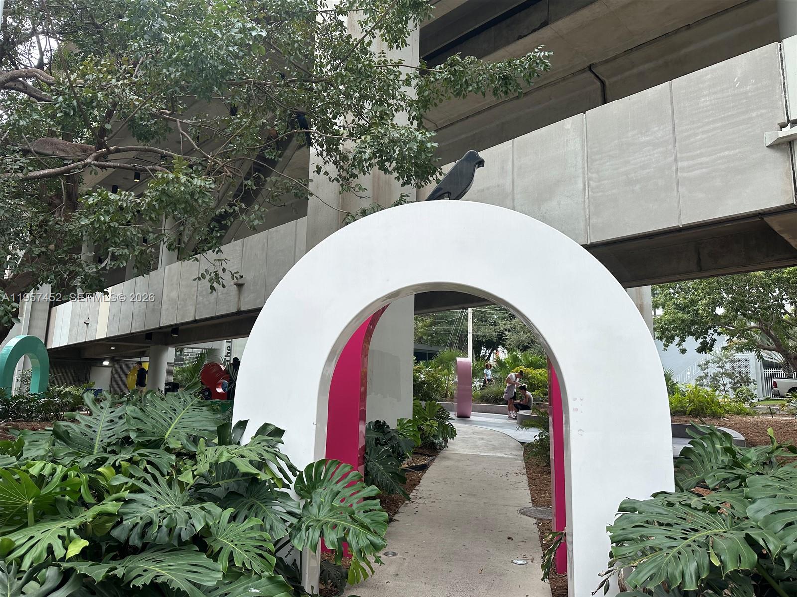 115 SW 11th St #505 Miami, FL 33130