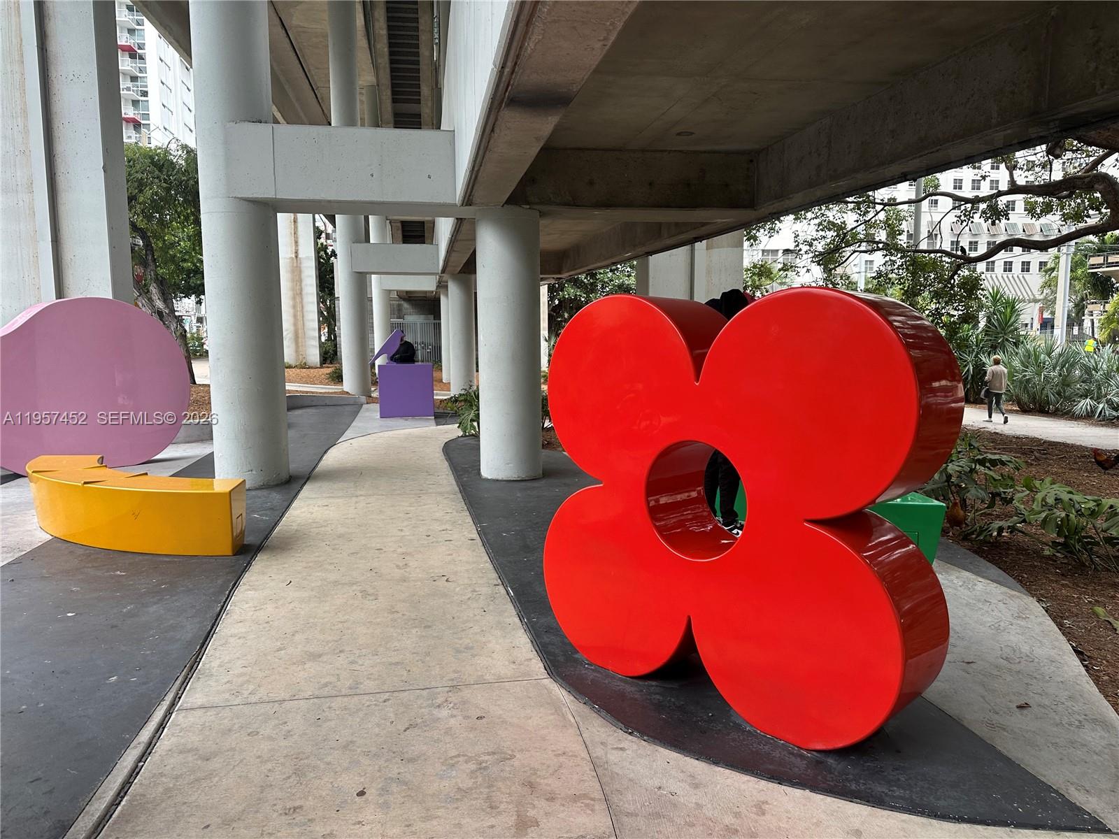 115 SW 11th St #505 Miami, FL 33130