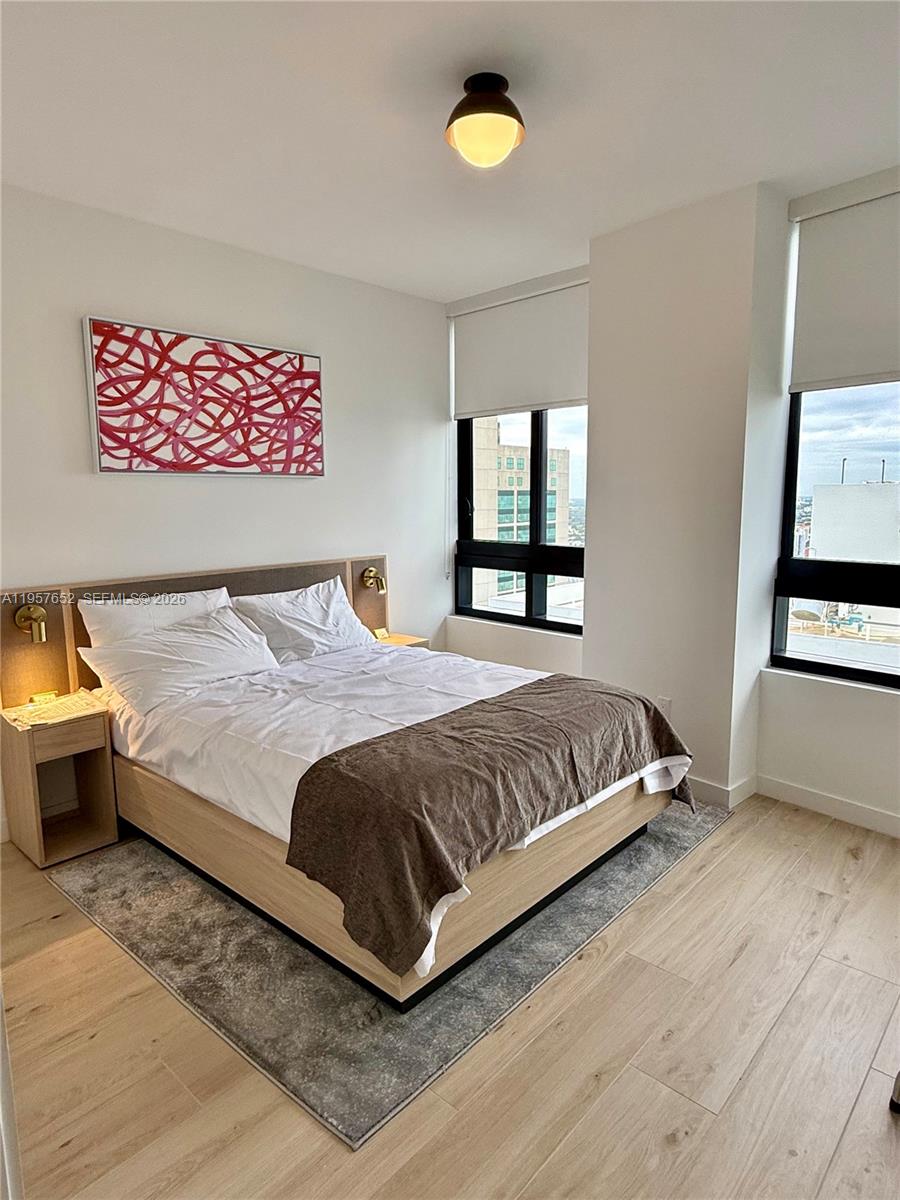 225 N Miami Ave #3406 Miami, FL 33128