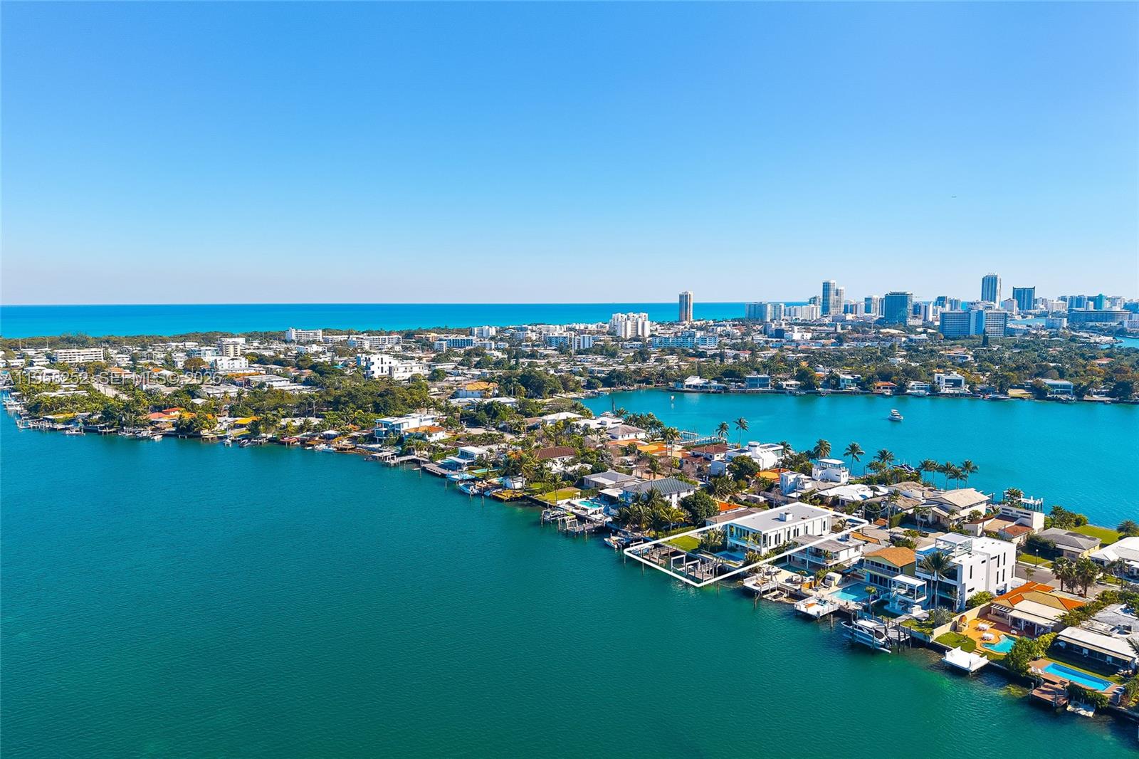 1161 Stillwater Dr Miami Beach, FL 33141