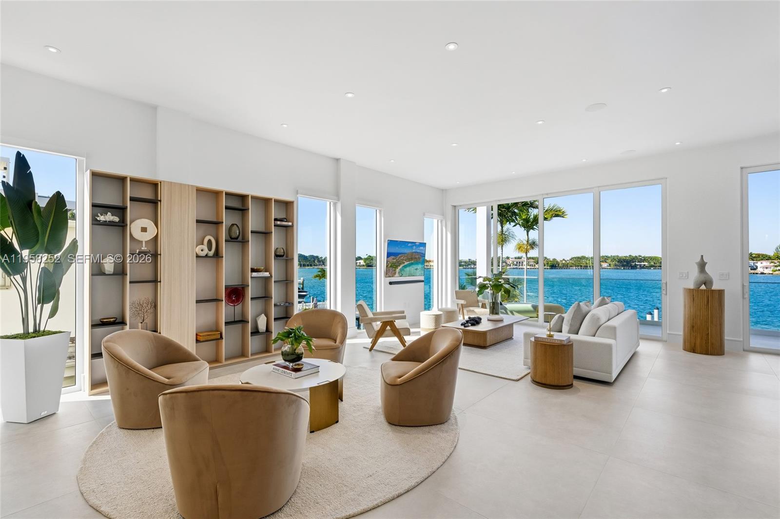 1161 Stillwater Dr Miami Beach, FL 33141