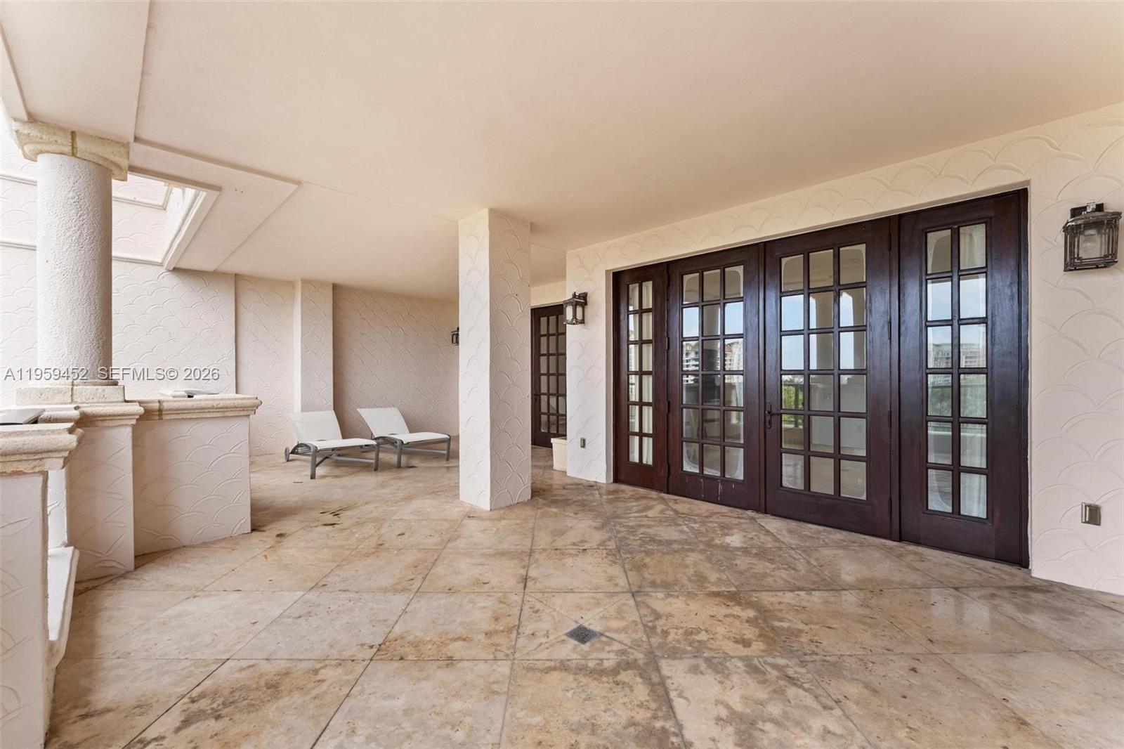 7600 N Fisher Is Dr #7662 Miami Beach, FL 33109