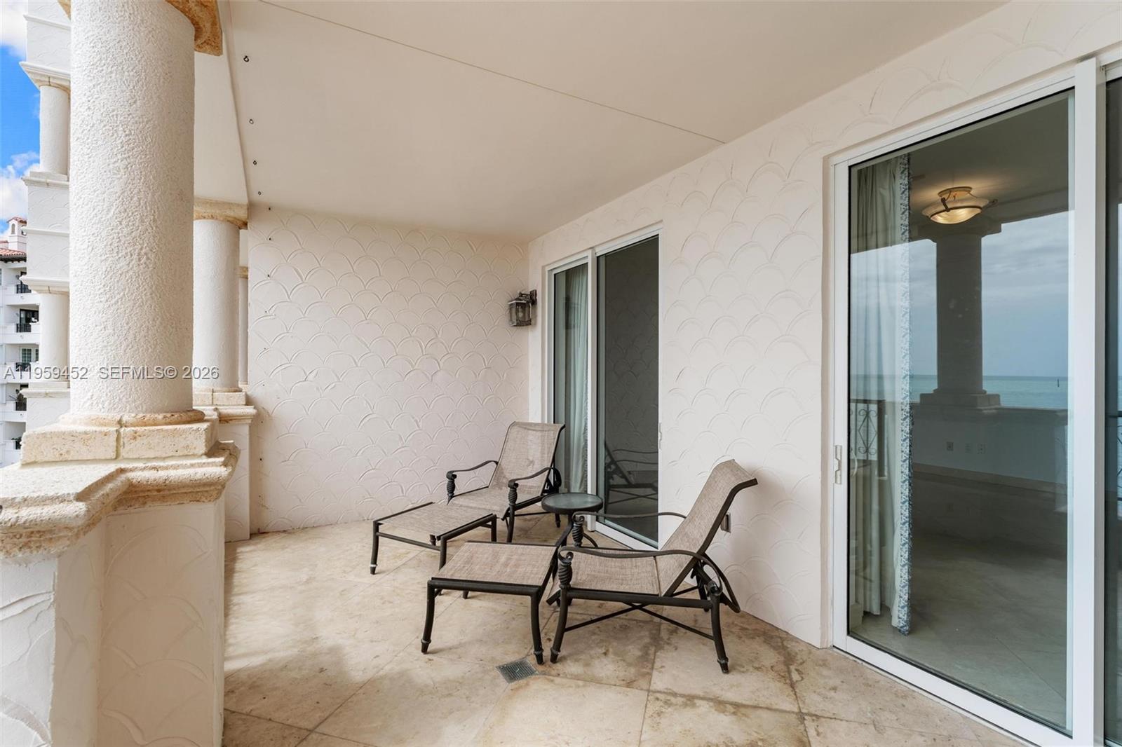 7600 N Fisher Is Dr #7662 Miami Beach, FL 33109