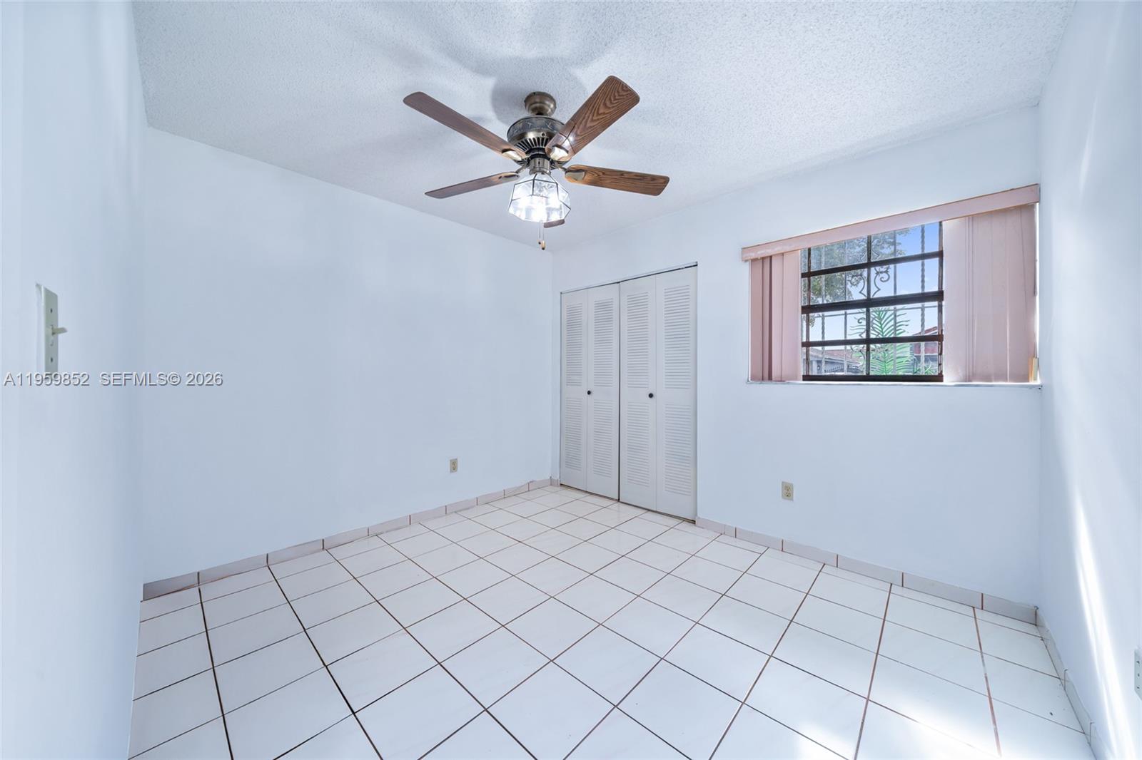 2755 W 74th St Hialeah, FL 33016