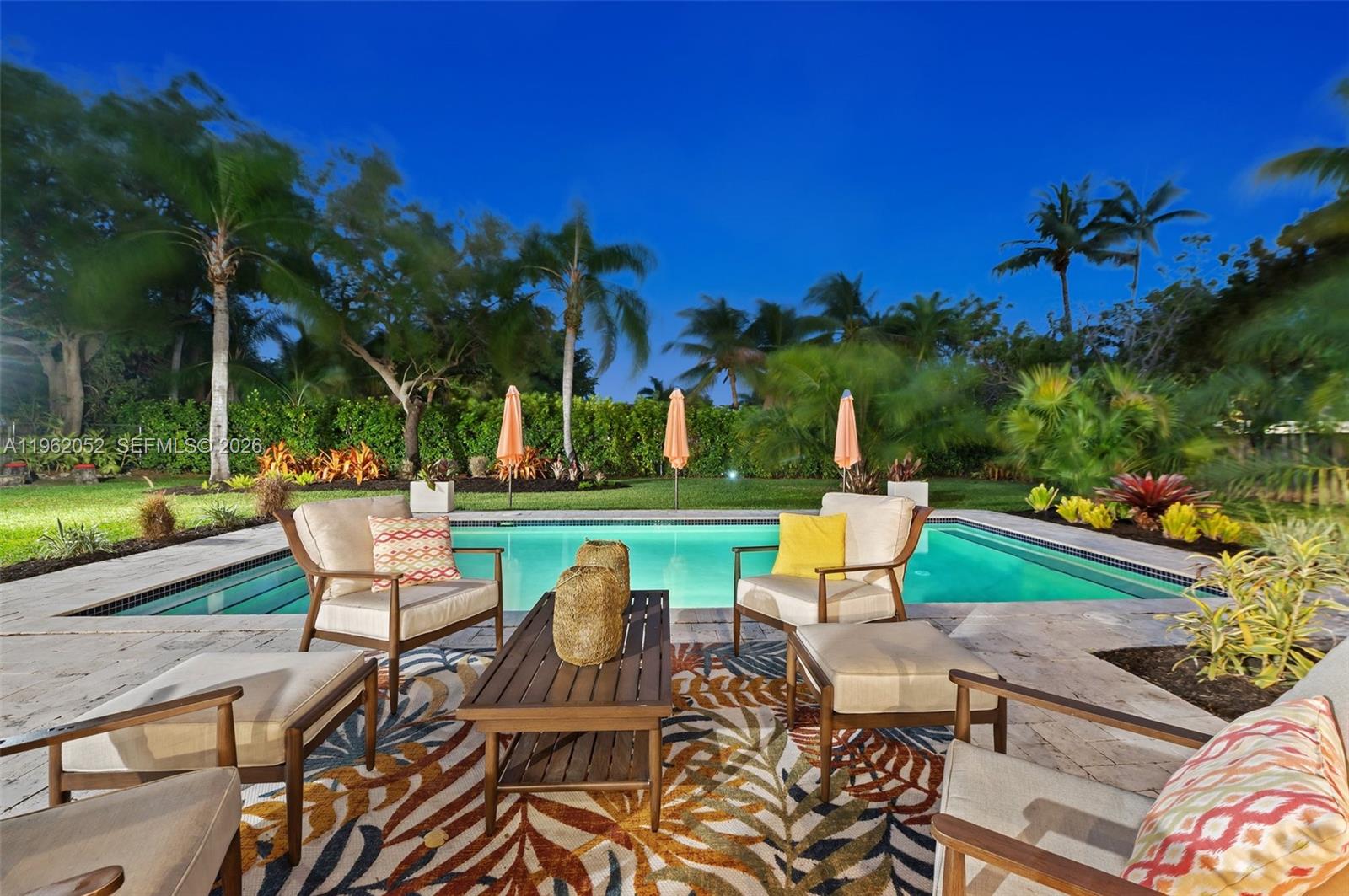 17605 SW 86th Ave Palmetto Bay, FL 33157