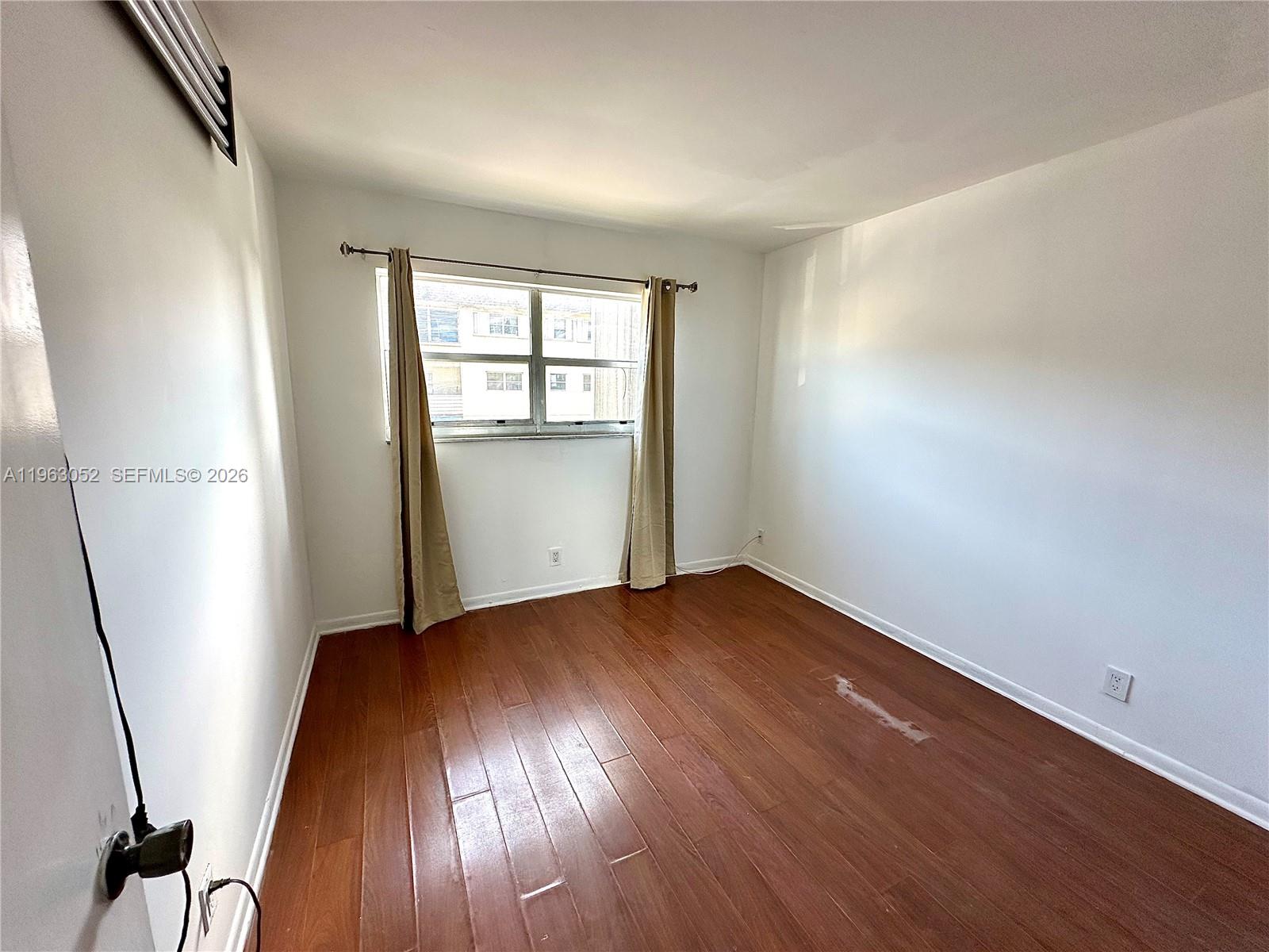 4043 NW 16th St #204 Lauderhill, FL 33313