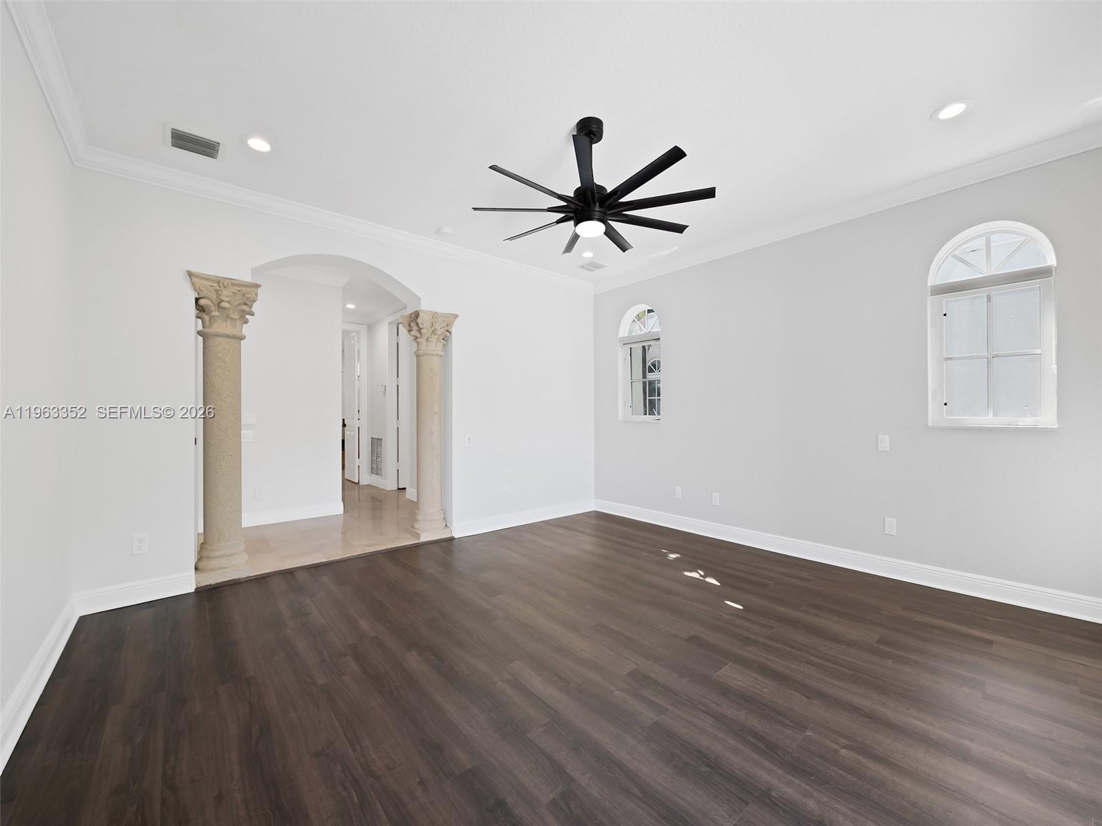 827 SE 2nd Ct Fort Lauderdale, FL 33301