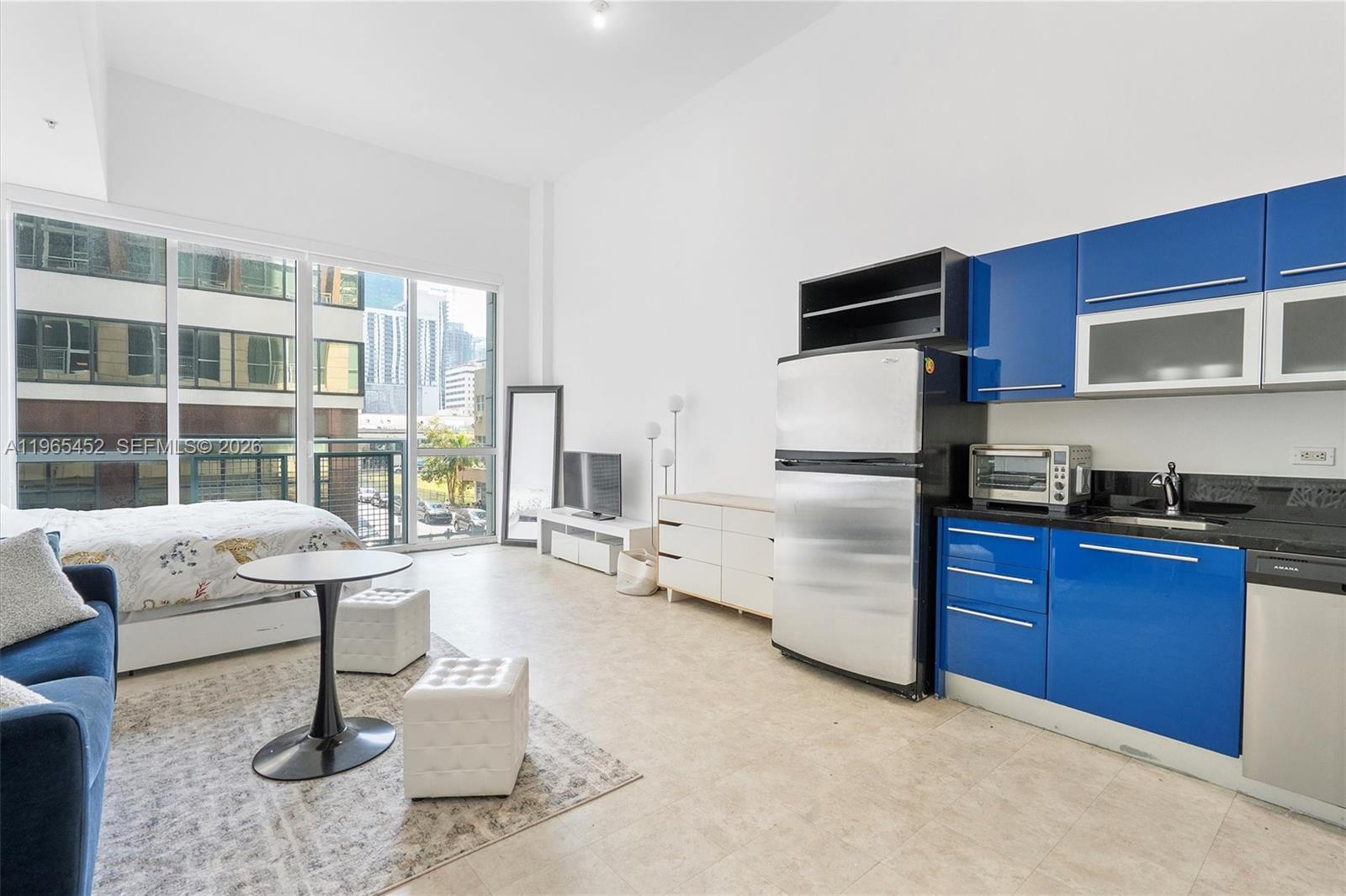 image Vizcayne South1