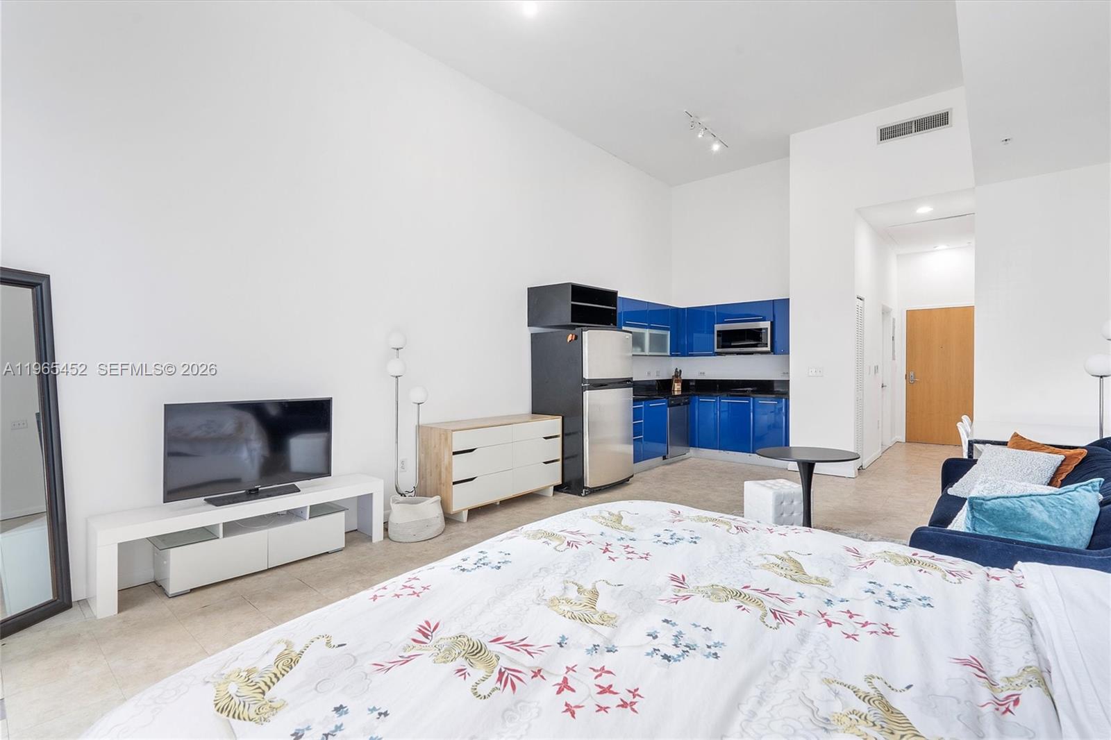 image Vizcayne South2