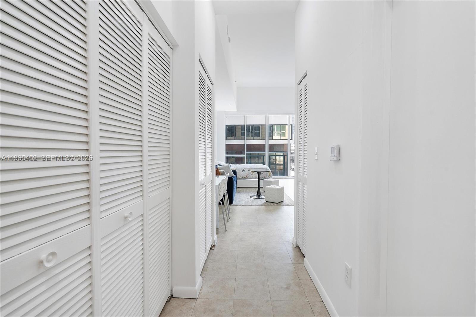 image Vizcayne South7