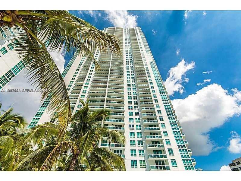 950 Brickell Bay Dr #5209