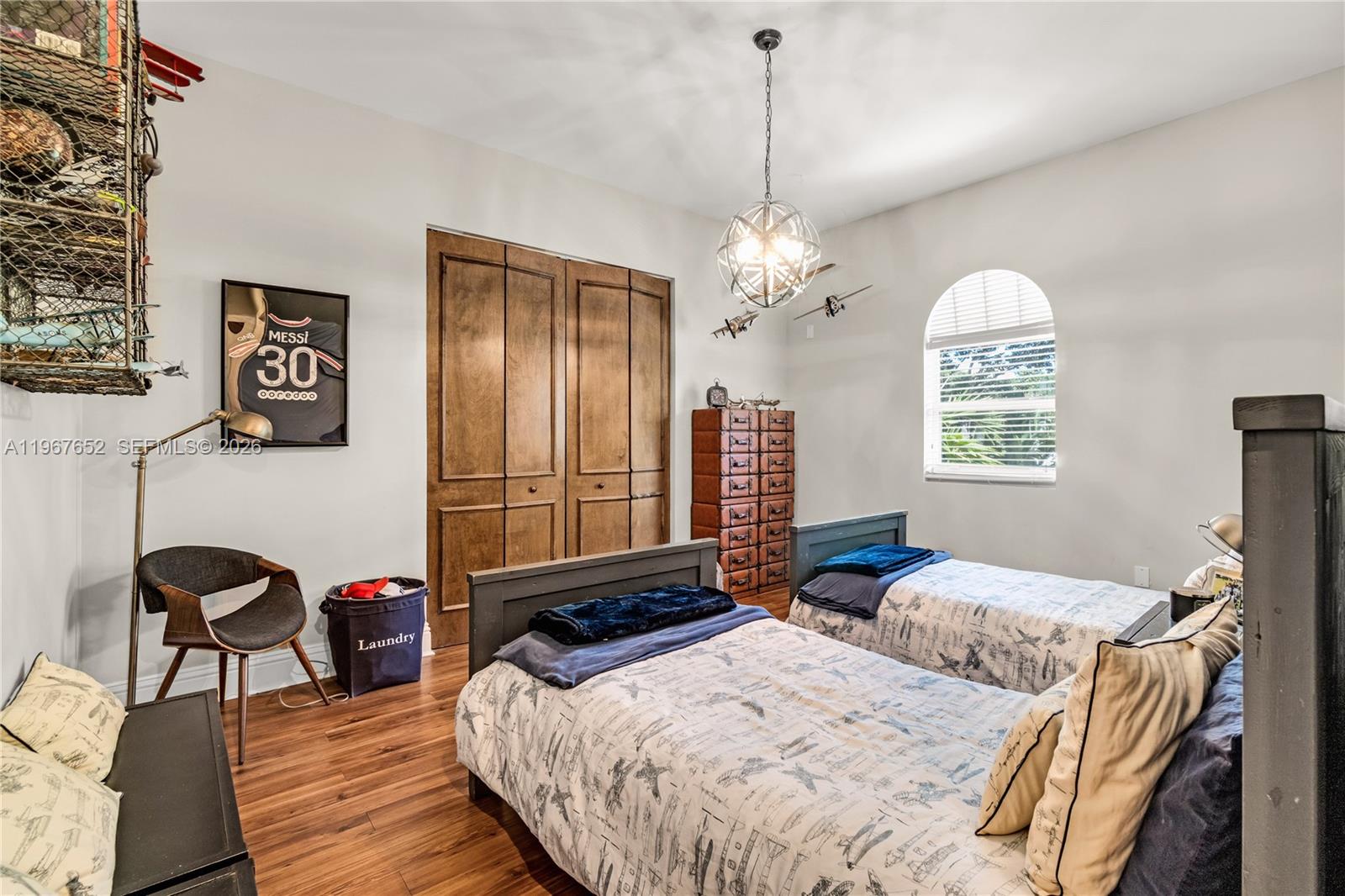 2752 Brickell Ct Miami, FL 33129