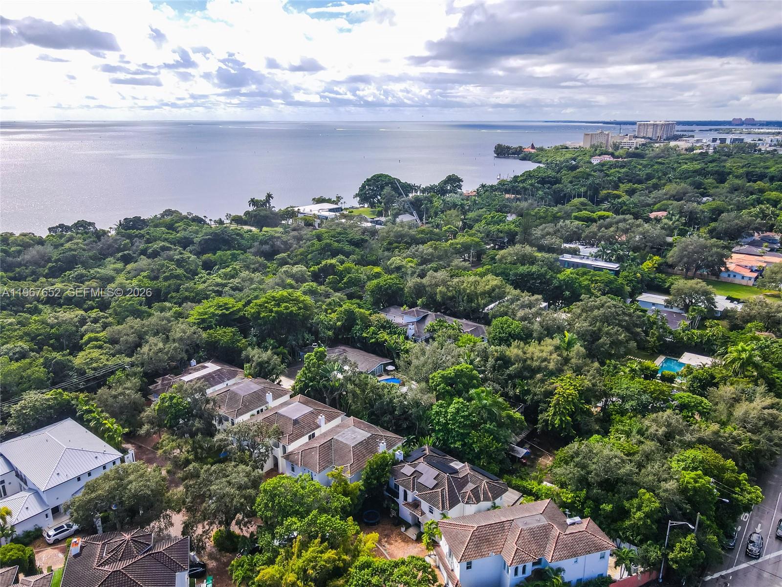 2752 Brickell Ct Miami, FL 33129