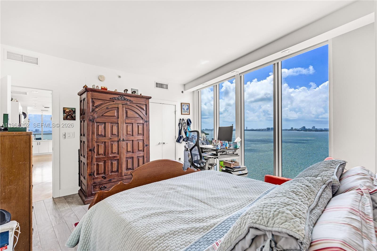 image Blue on the Bay17