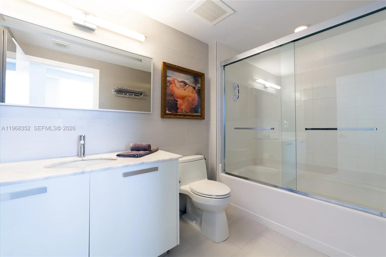 image Blue on the Bay18