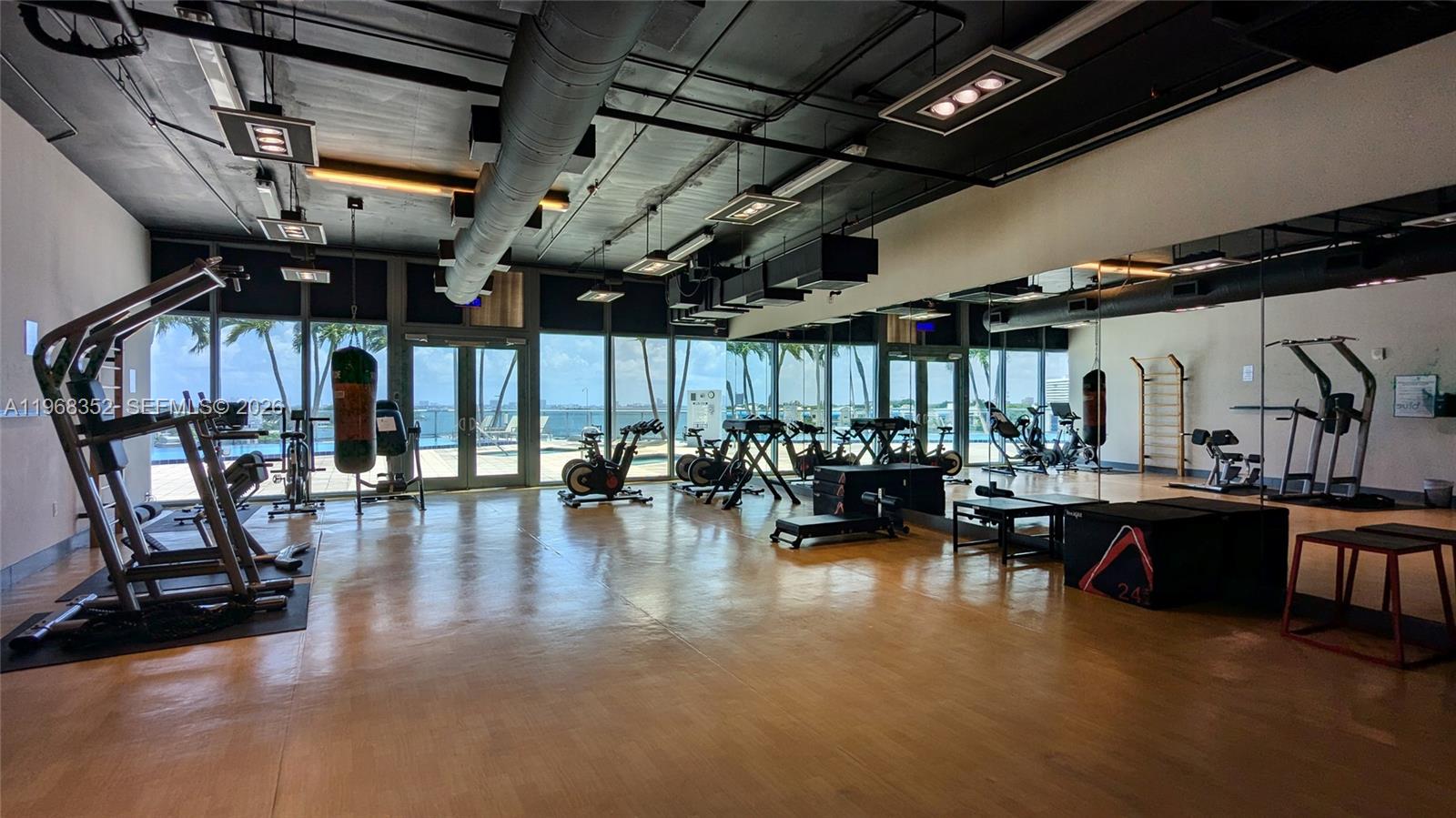 image Blue on the Bay37