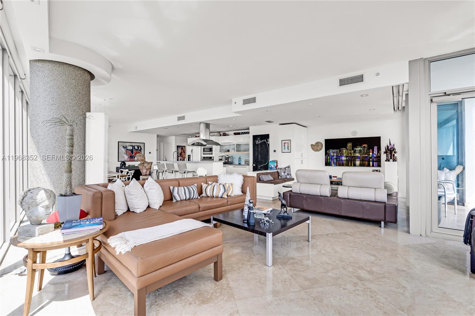 image Blue on the Bay3