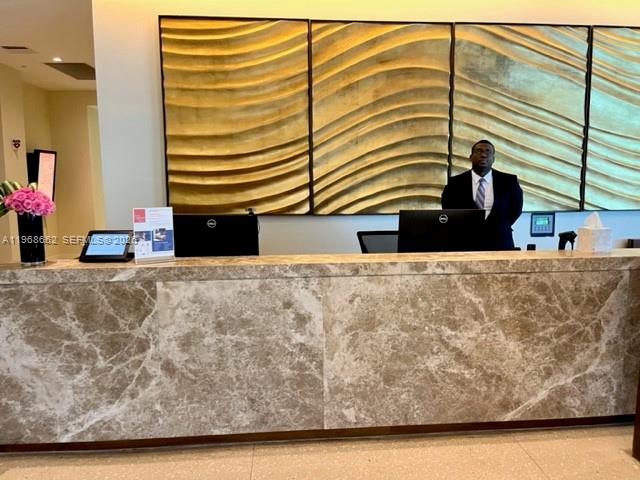 image The Carillon South Tower14