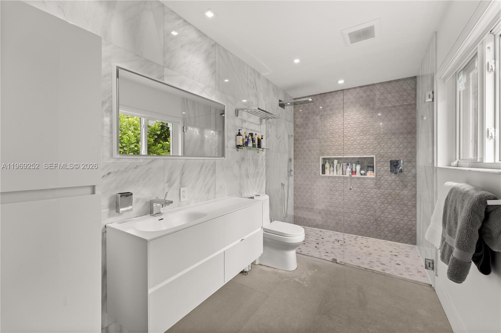 721 Bird Rd Coral Gables, FL 33146