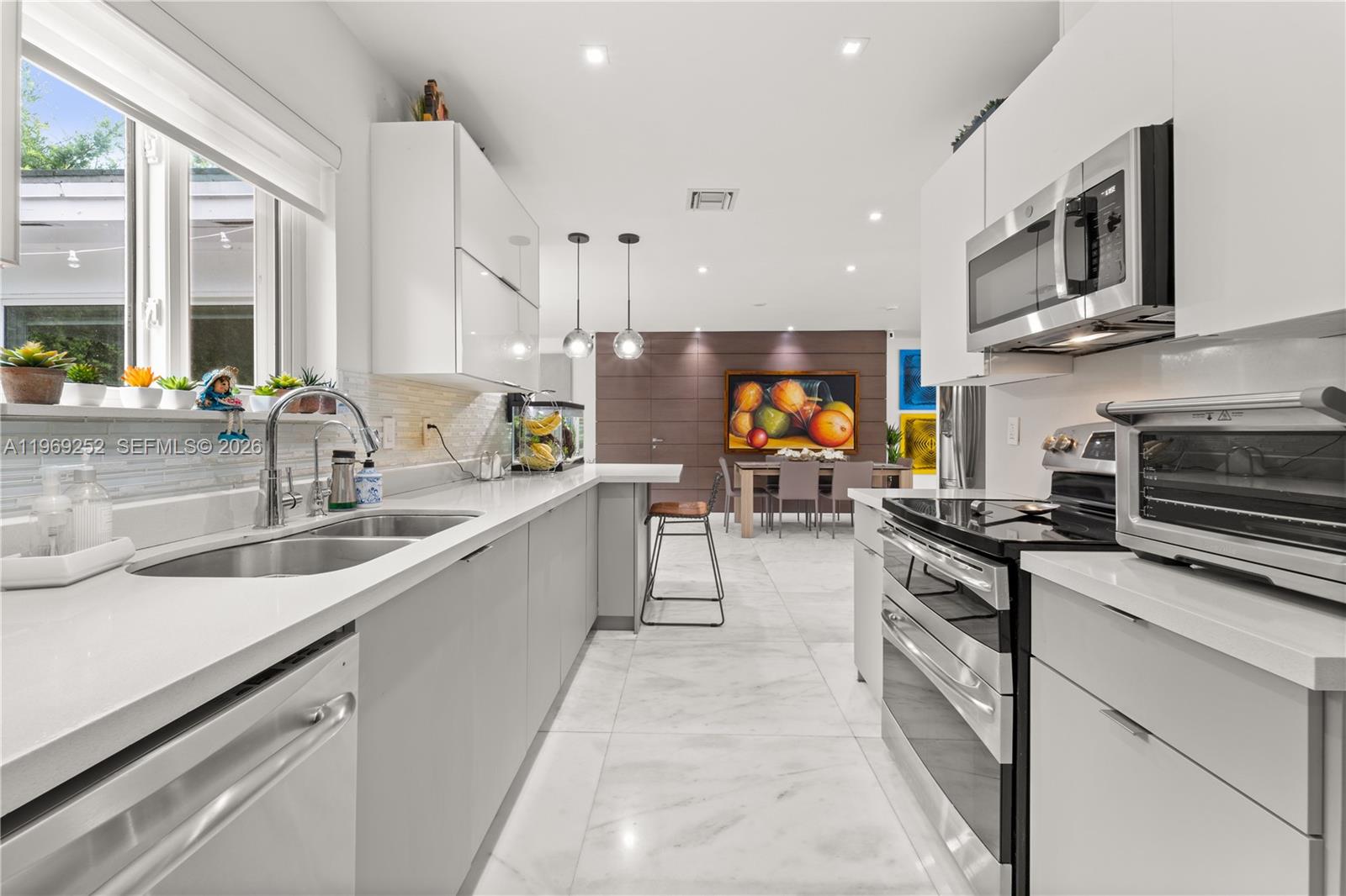 721 Bird Rd Coral Gables, FL 33146