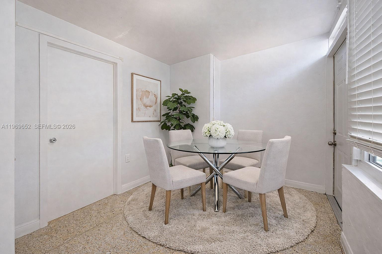 1611 SW 21st St Miami, FL 33145