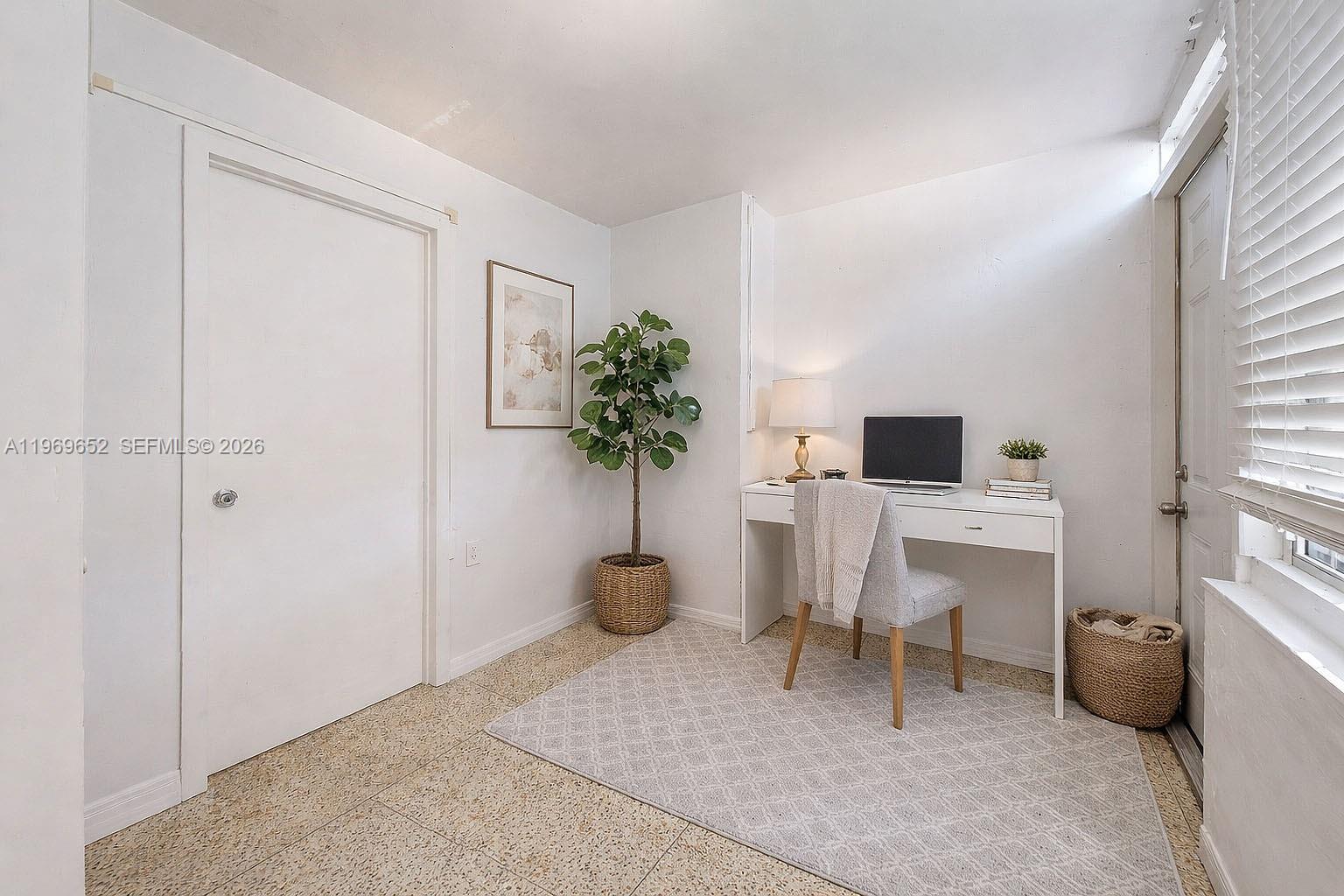 1611 SW 21st St Miami, FL 33145