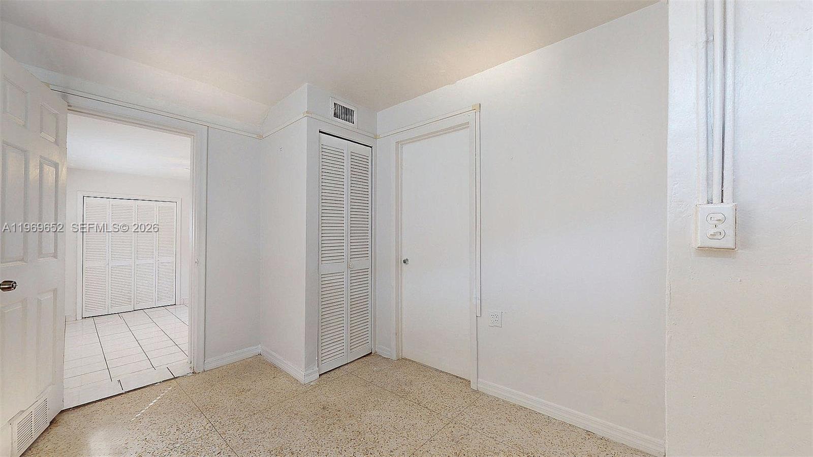 1611 SW 21st St Miami, FL 33145