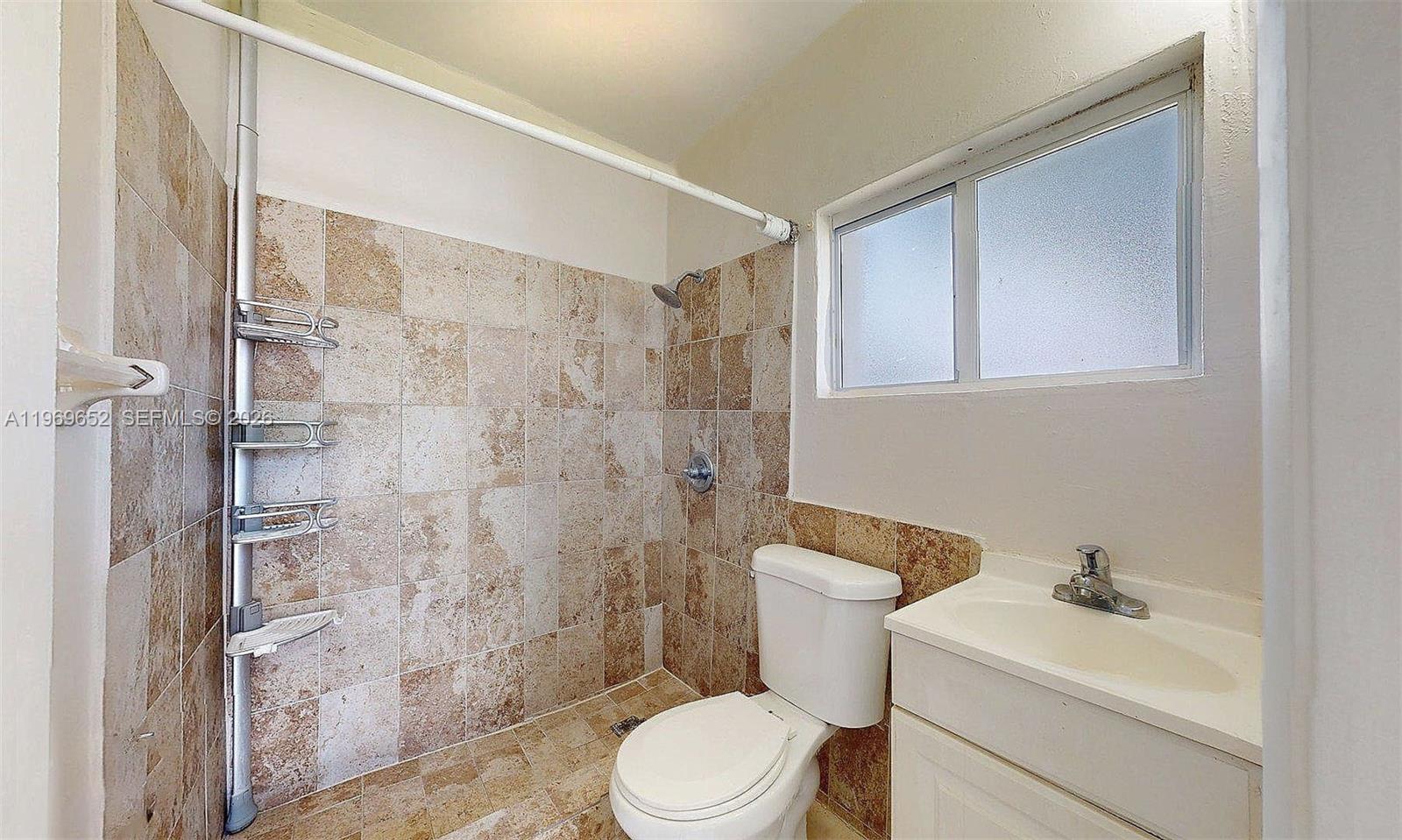 1611 SW 21st St Miami, FL 33145