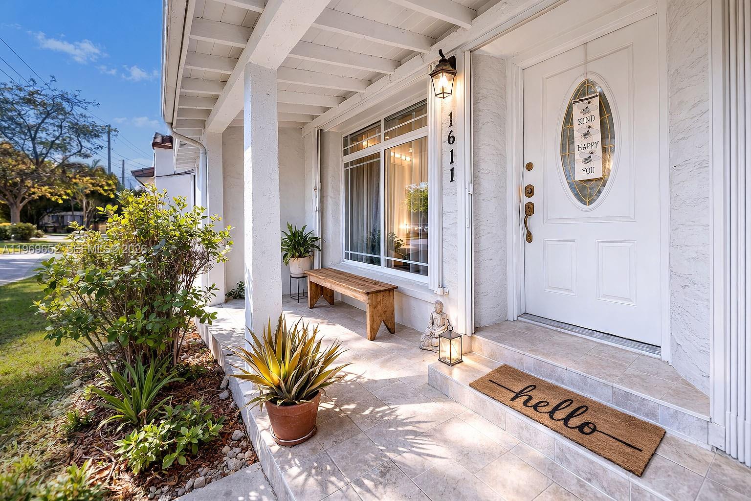 1611 SW 21st St Miami, FL 33145