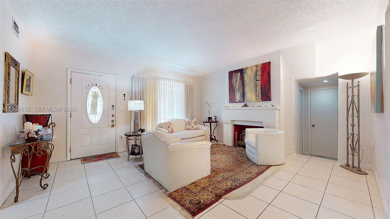 1611 SW 21st St Miami, FL 33145