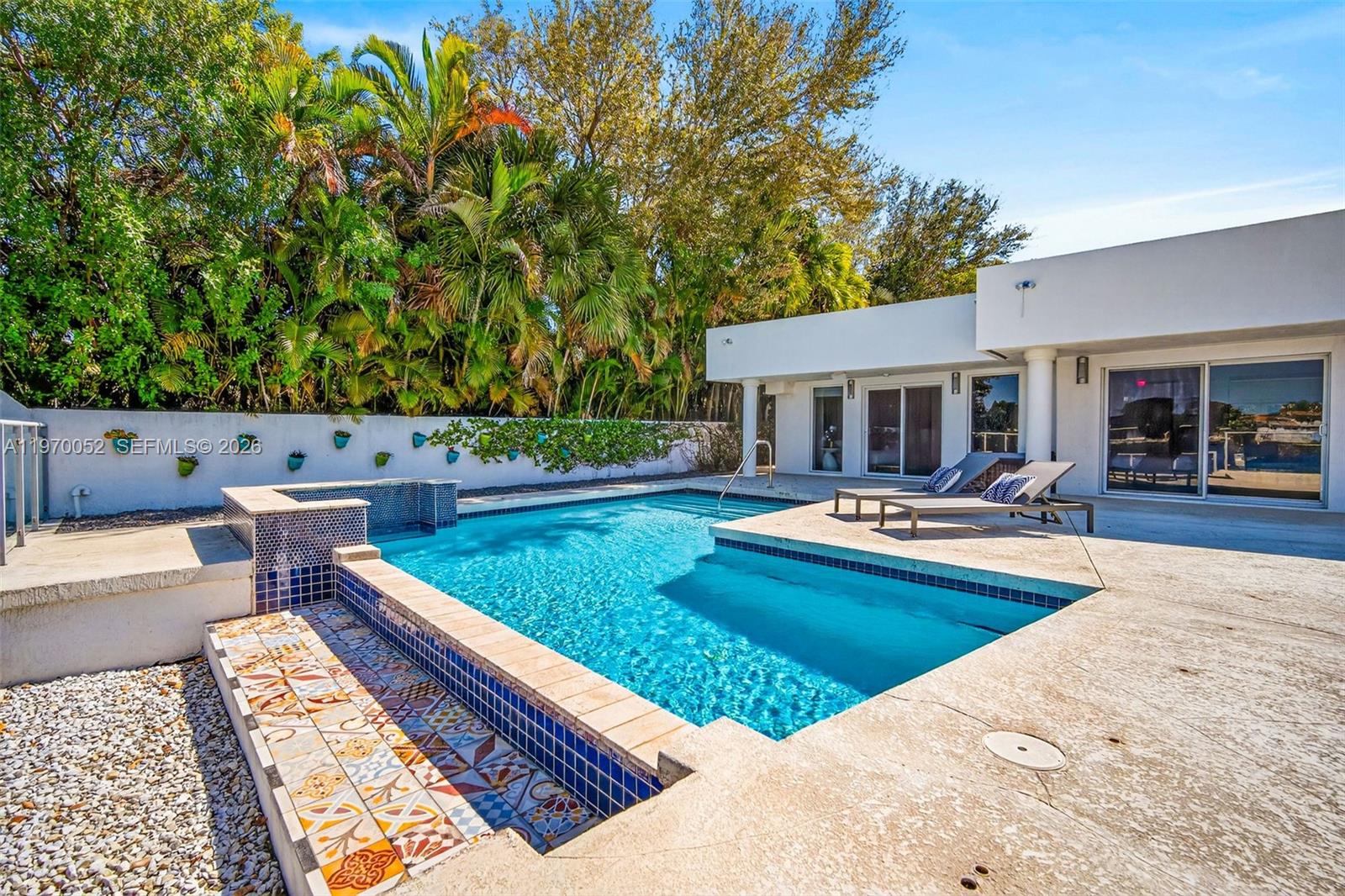 2091 NE 191st Dr North Miami Beach, FL 33179