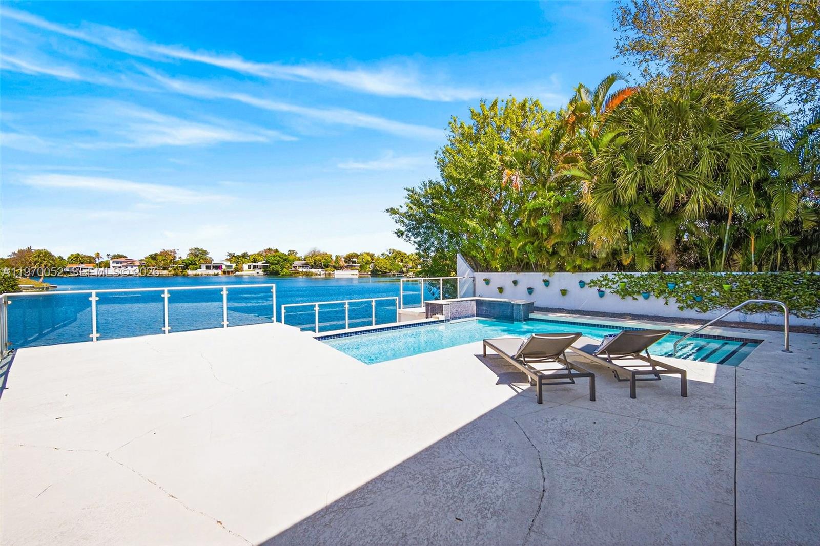 2091 NE 191st Dr North Miami Beach, FL 33179