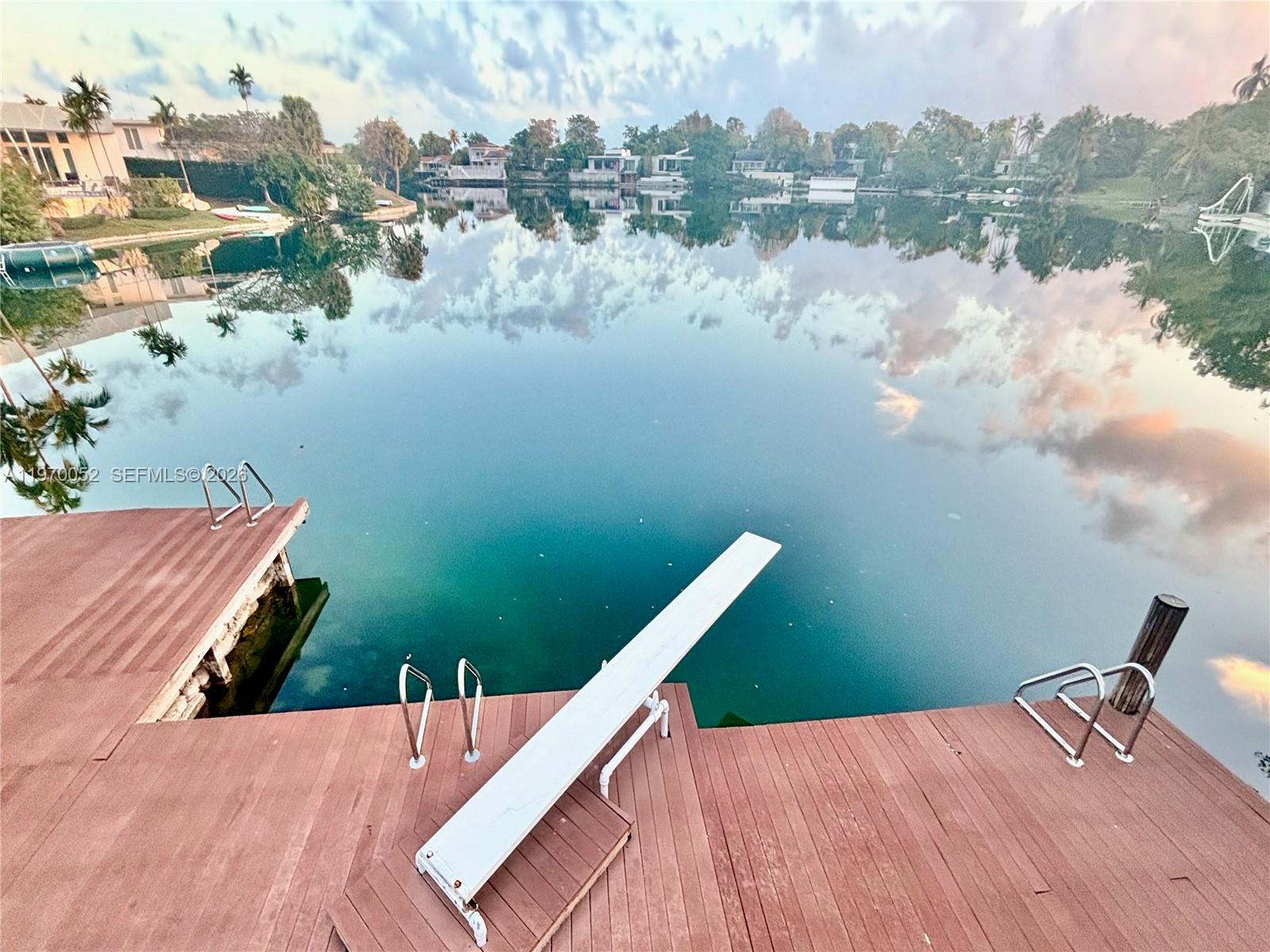 2091 NE 191st Dr North Miami Beach, FL 33179