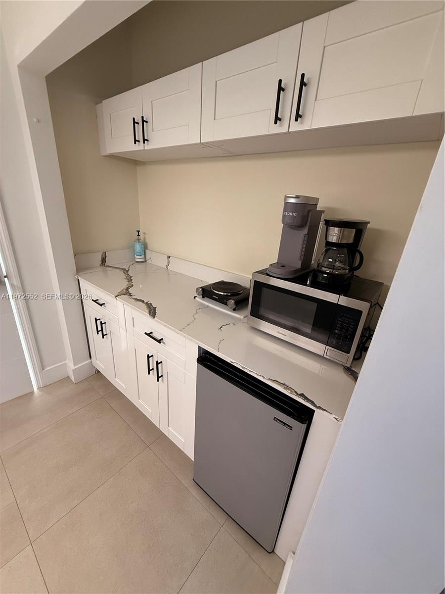 5648 SW 5th Ter Miami, FL 33134