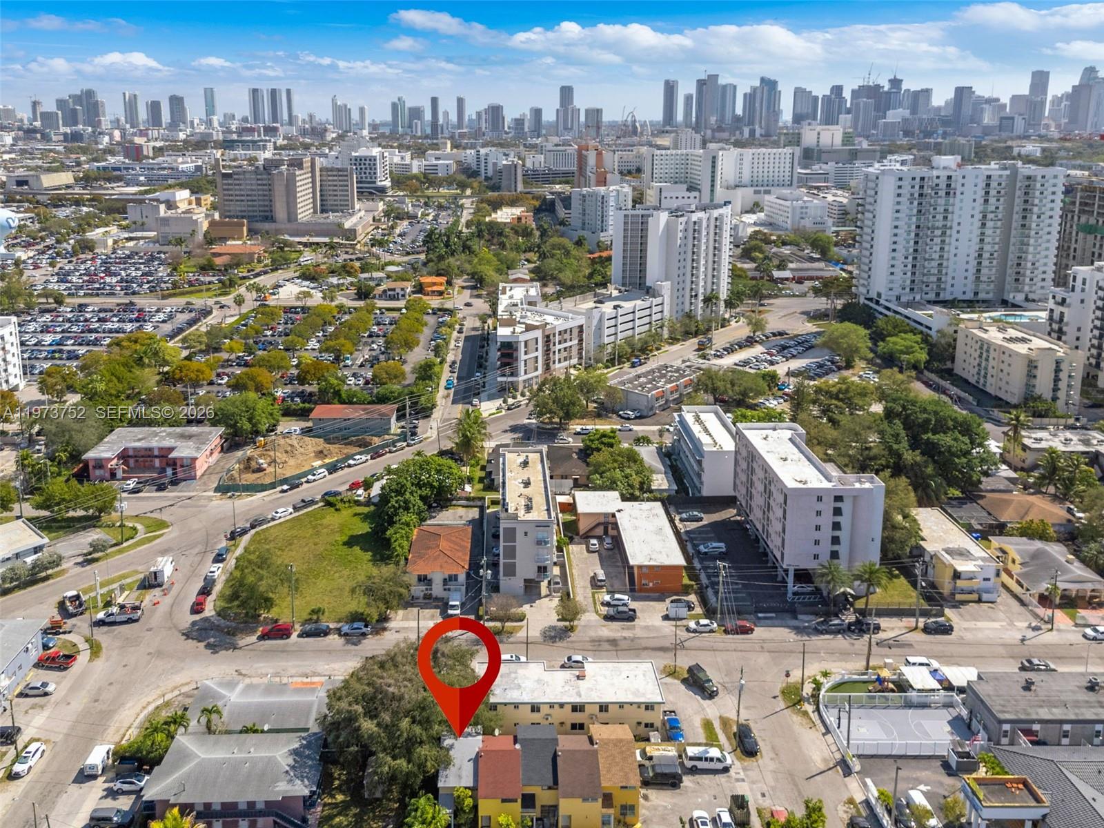 1613 NW 16th St #E Miami, FL 33125