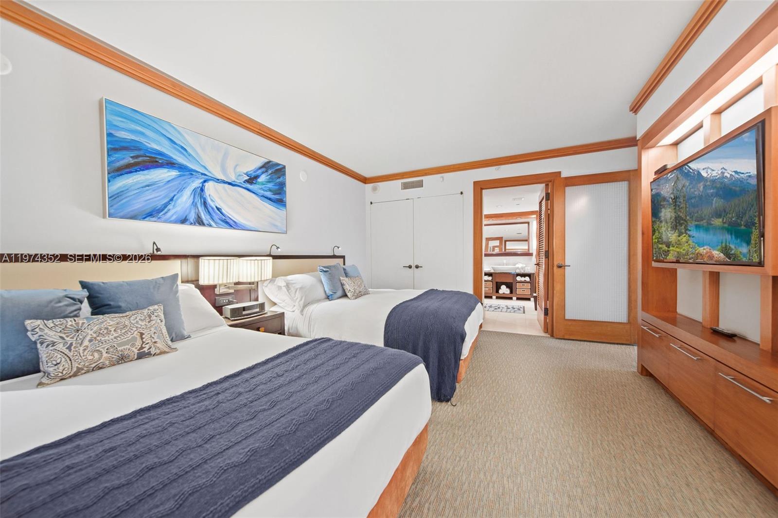 image The Carillon Center Tower8