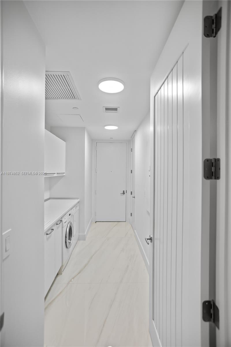 16051 Collins Ave #3202 Sunny Isles Beach, FL 33160