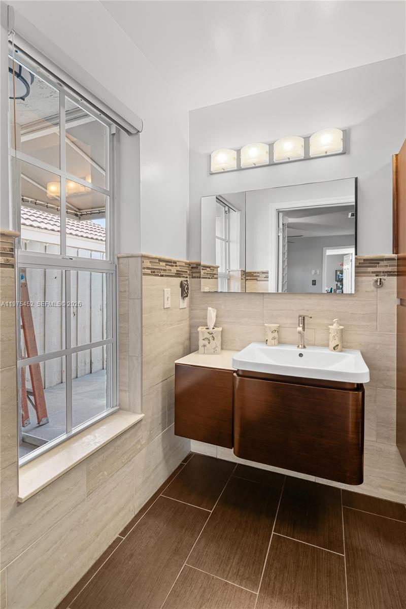 12755 SW 60th Ln Miami, FL 33183